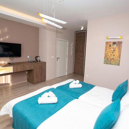 Zaro Apartments Bitola Esterno foto